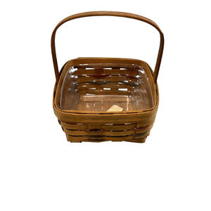 1987 Longaberger American Berry Basket w/Protector Vintage 7.5"L x 7.5"W x 3.5"H